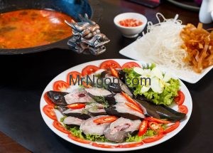 Lẩu cá chình
